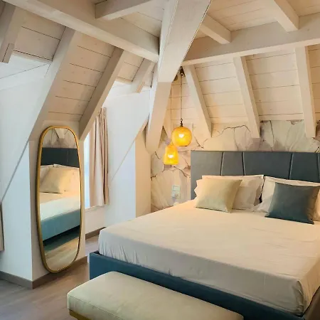 Hotell Luxury Rocopom - Front